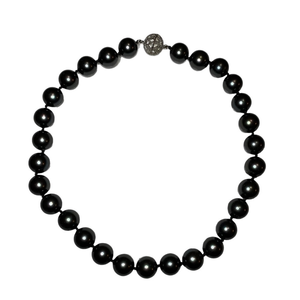 Gunmetal grey pearl statement necklace